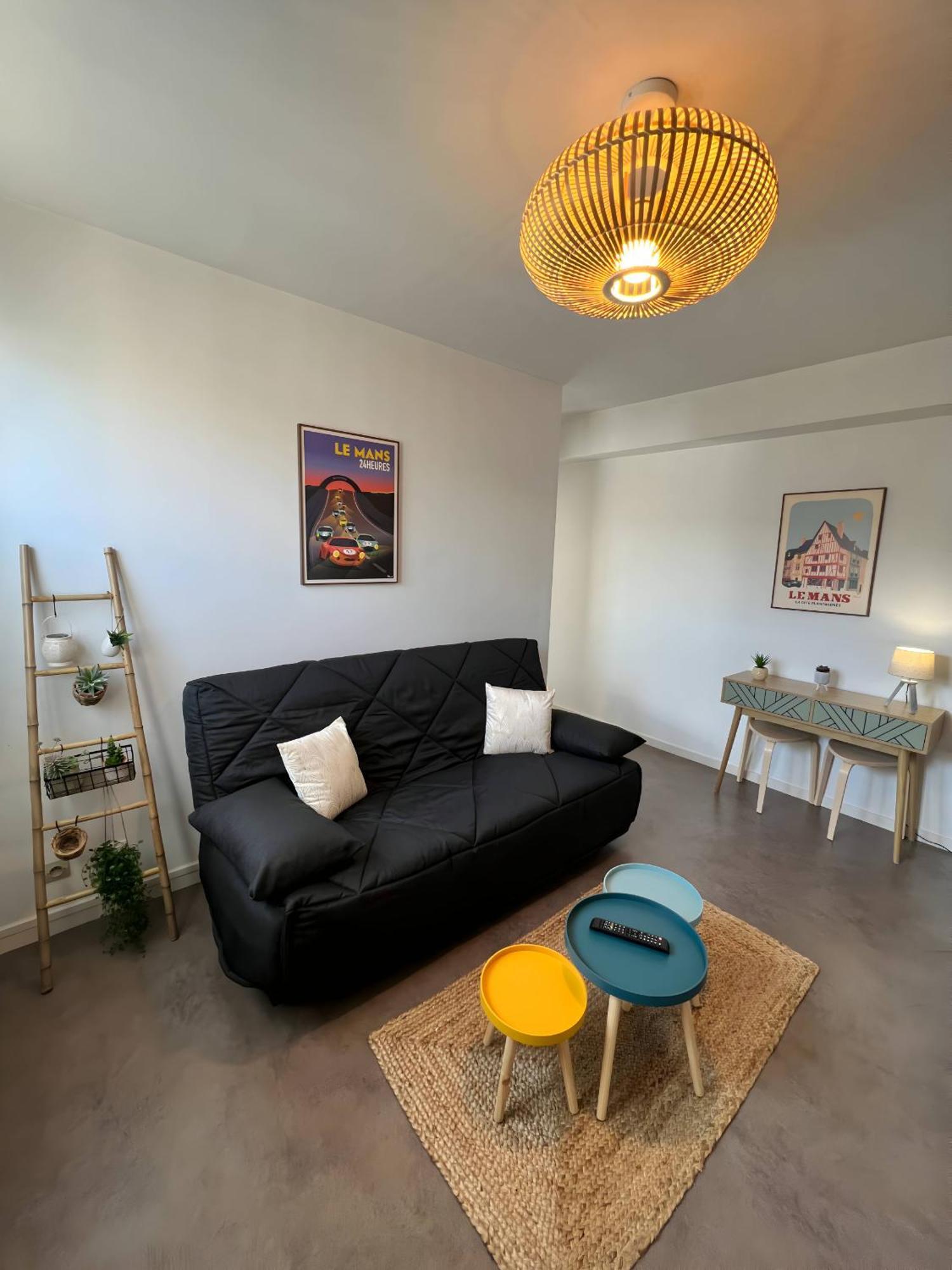 L'univers - Wifi - Tram - Rêve Au Mans Apartamento Le Mans Exterior foto